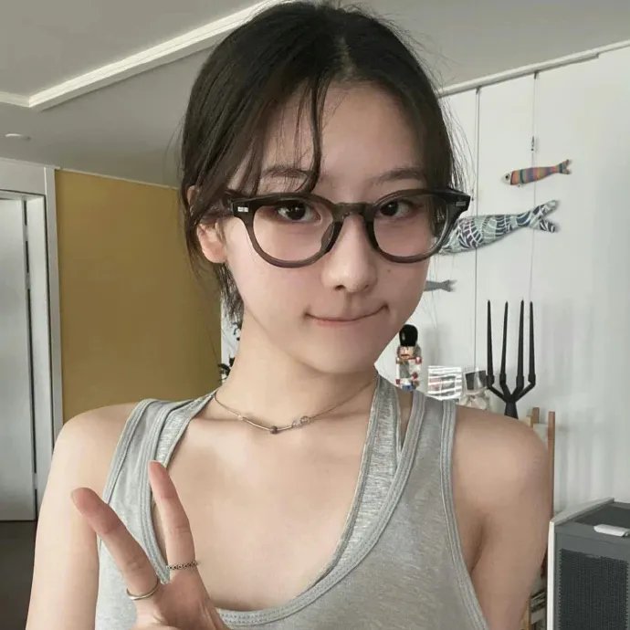 泪光闪闪